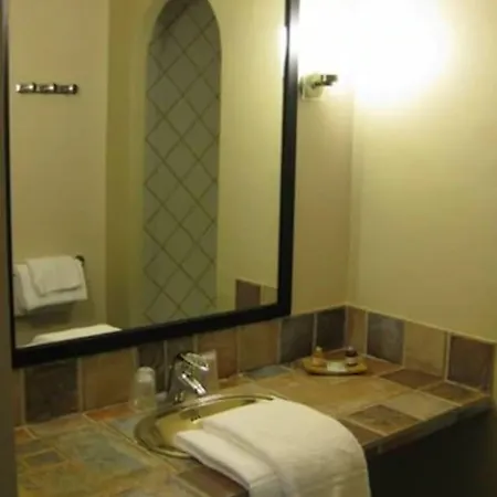 Hotel De La Gare 2*
