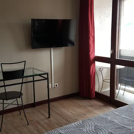 Szálloda De La Gare 2*
