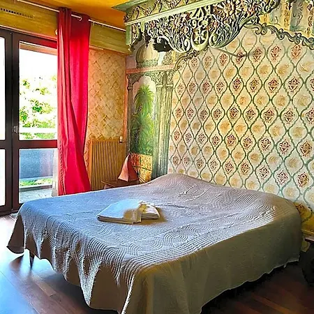 Hotel De La Gare Aix-les-Bains